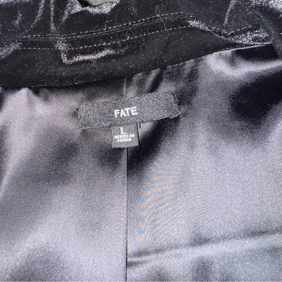 Fate Black Velvet Women's Blazer size large - Picture 10 of 13